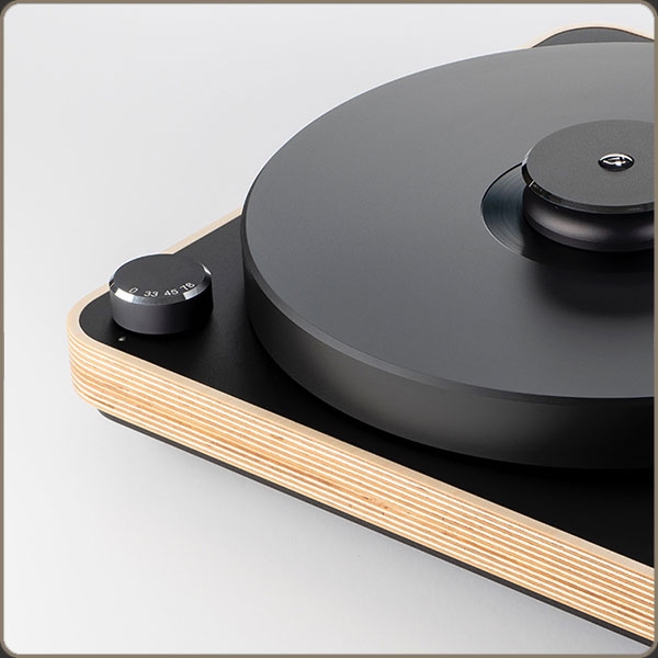 Clearaudio Concept Active - Black/LightWood