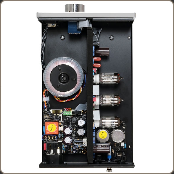 Ear PhonoBox Deluxe MM/MC with Volume